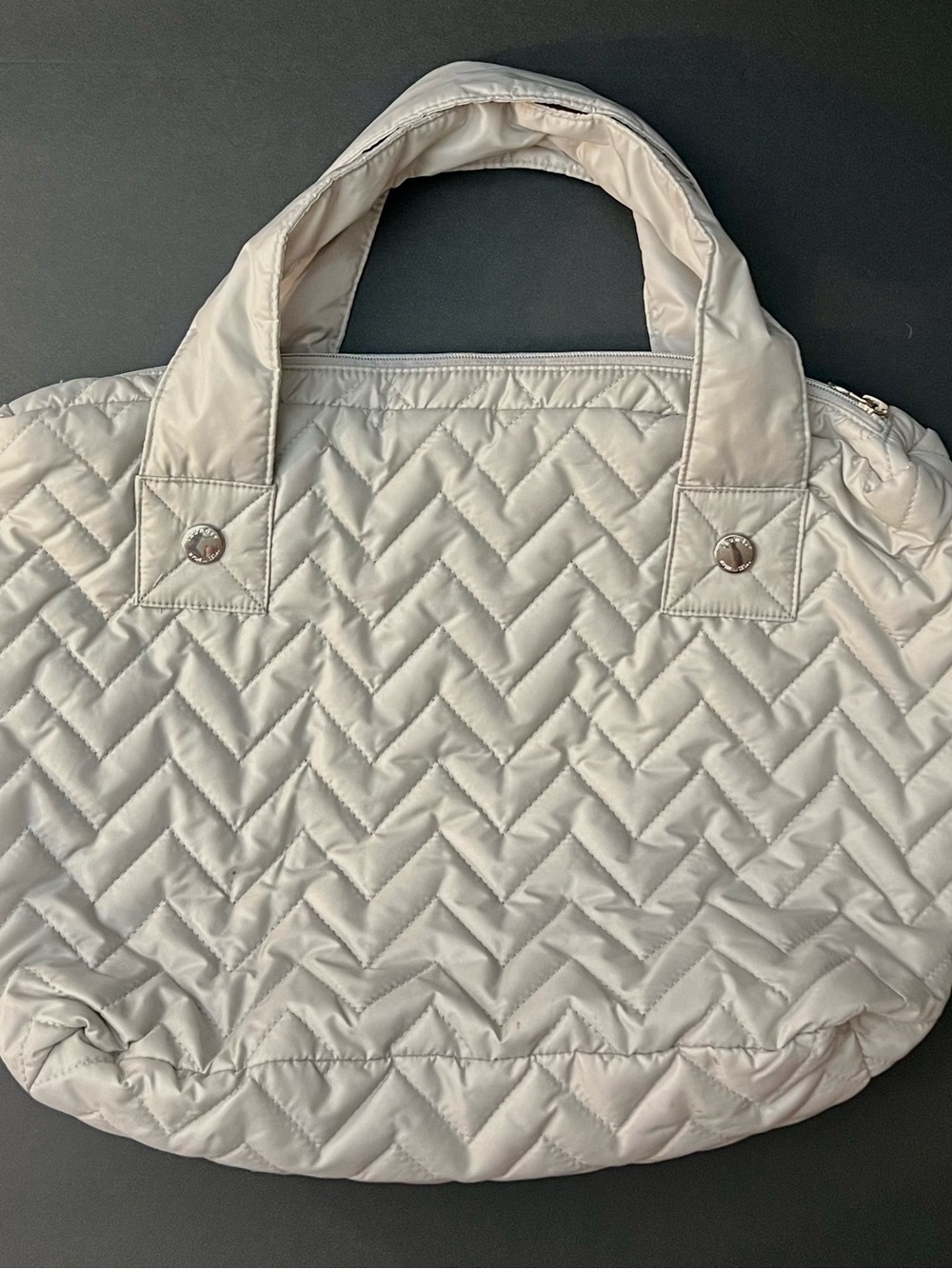 Laundry By Shelli Segal Quilted Matte Silver Tote NWOT